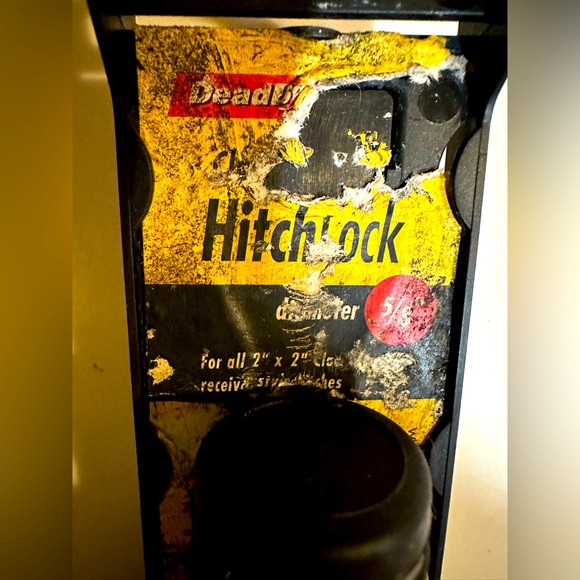 VTG DEADBOLT HITCH LOCK RH3 FOR ALL 2” x 2” CLASS 3 and 4 Receiver Style Hitches - Picture 7 of 9